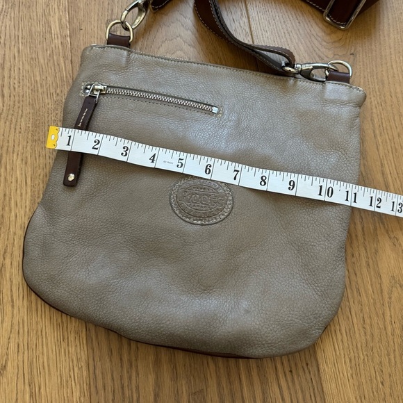 Roots Side Saddle Crossbody Bag - Gray & Tribe Leather - EUC - Picture 5 of 11